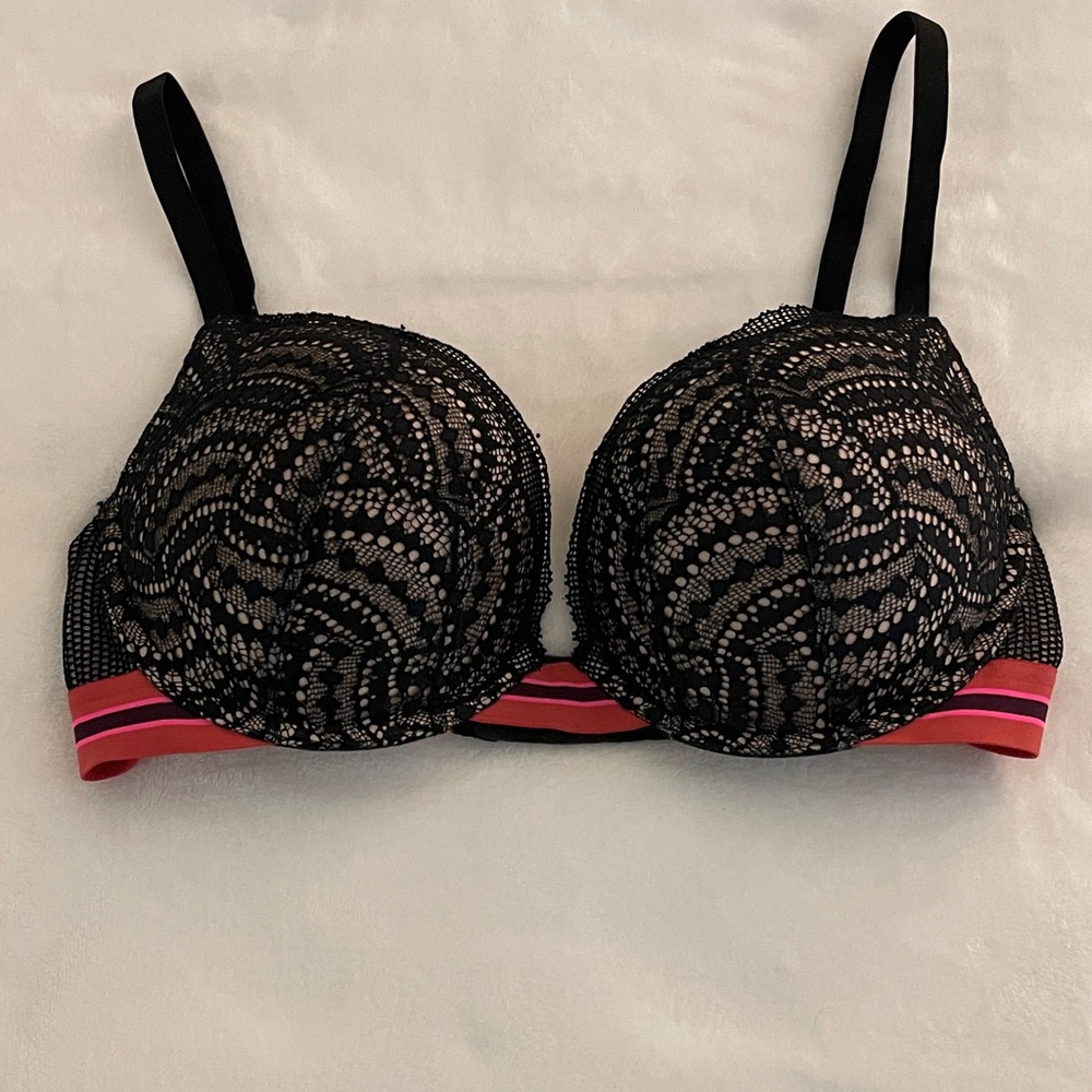 Victoria's Secret Black and Pink Lace Bra